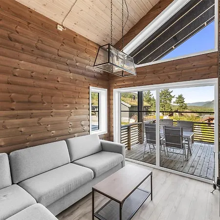 3 Bedroom Beautiful In Vradal