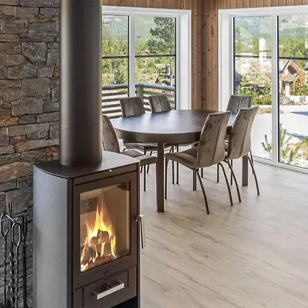 3 Bedroom Beautiful In Ferienhaus Vradal